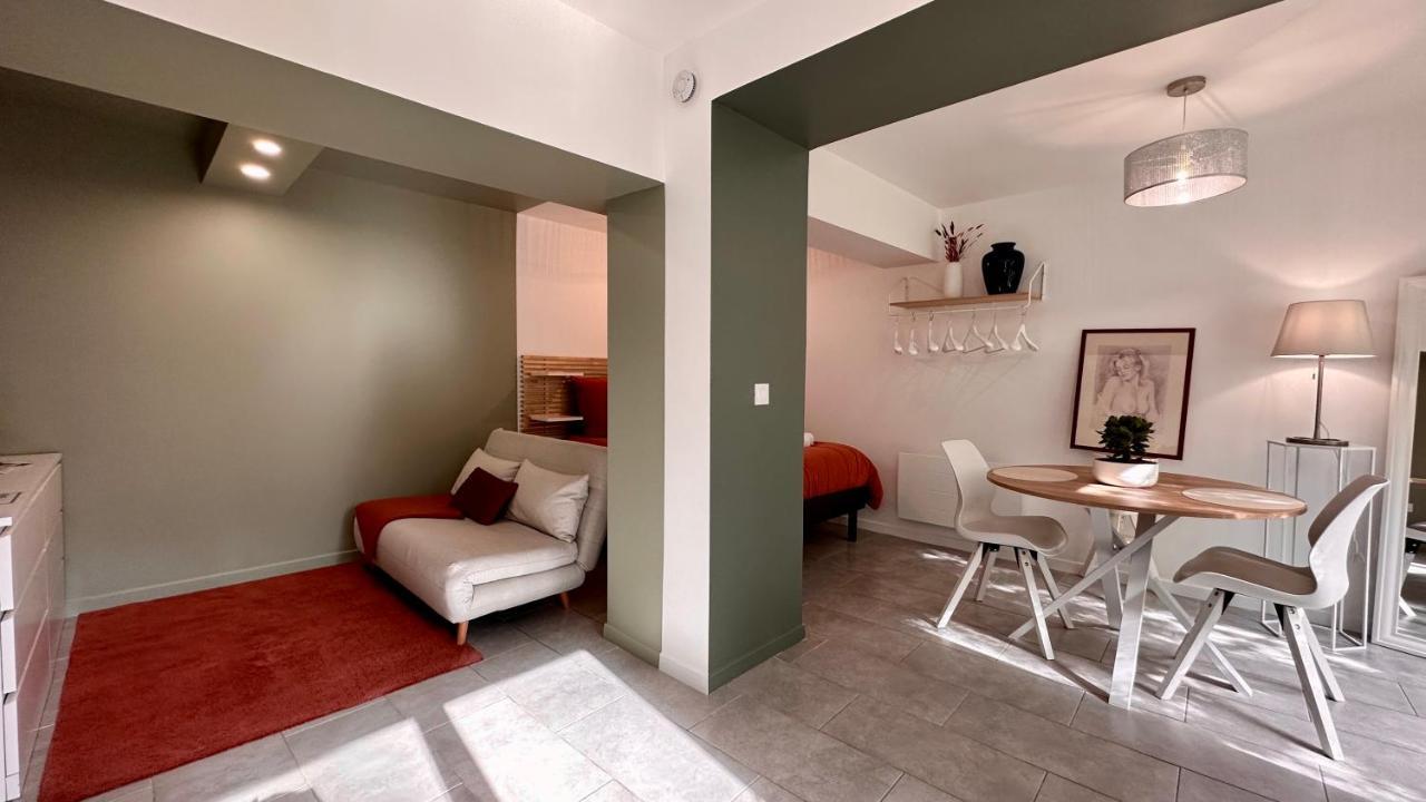 L'Independant Apartment Nemours Ngoại thất bức ảnh